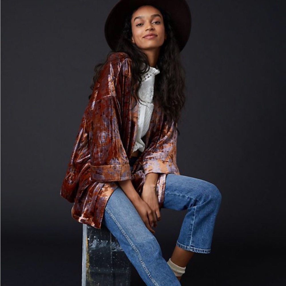 Anthropologie velvet kimono - XS